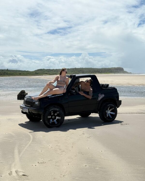 CASAL NA PRAIA