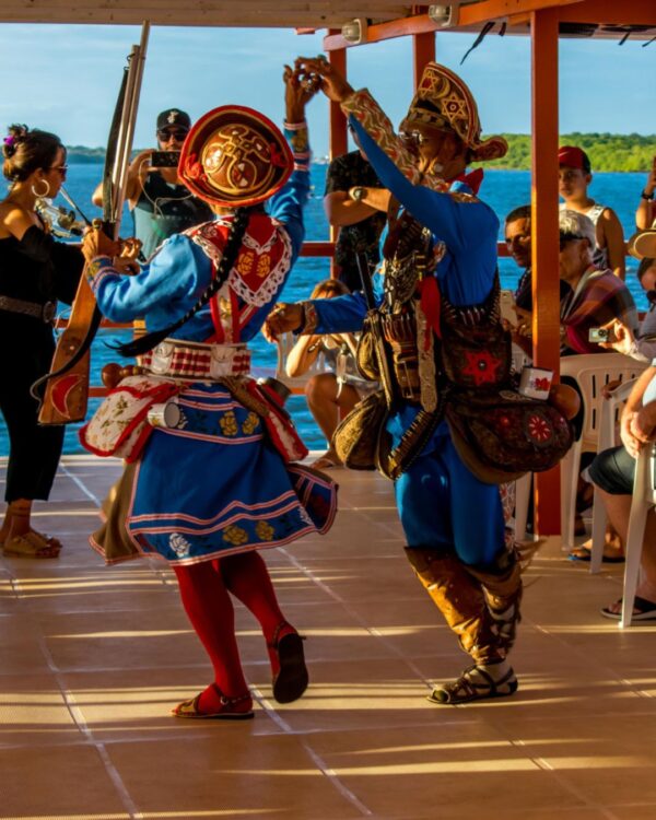 INGRESSO CATAMARÃ POR DO SOL NA PRAIA DO JACARÉ